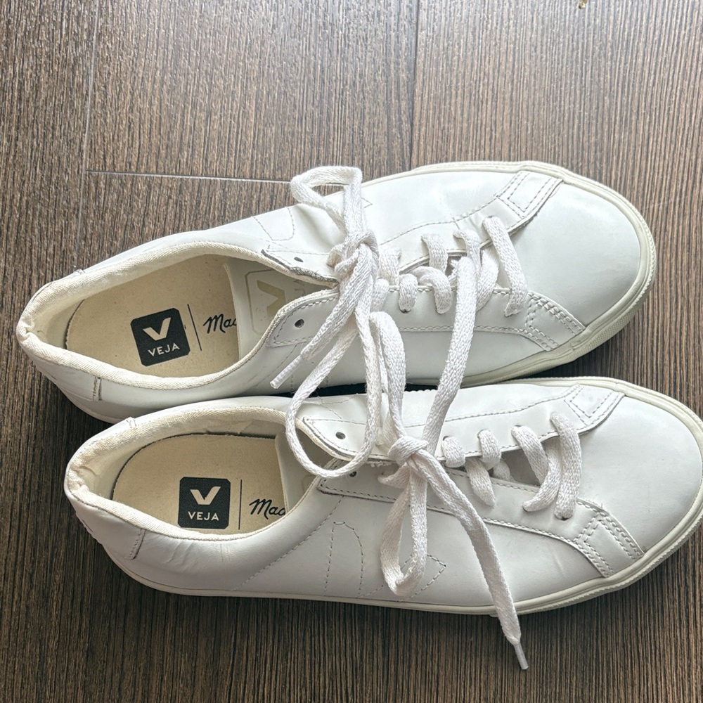 Veja Cream Canvas Sneakers